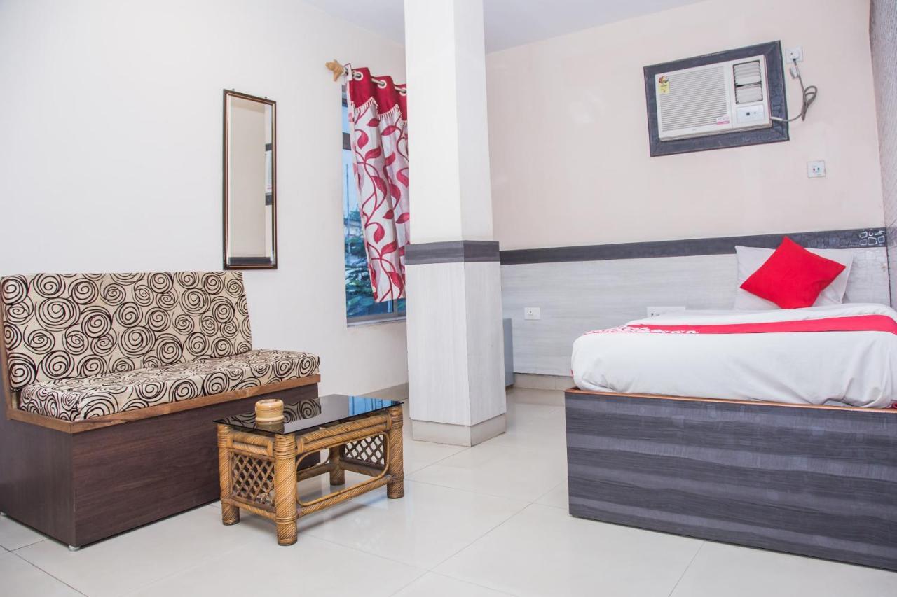 Oyo Hotel Executive Inn Agartala Kültér fotó